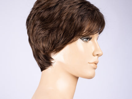 Peluca Zizi de Ellen Wille, color Chocolate Mix, vista lateral en maniquí