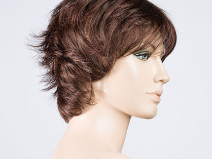 Peluca Club 10 de Ellen Wille, color Darkauburn Mix, vista lateral en maniquí