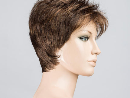 Peluca Coco de Ellen Wille, color Chocolate Mix, vista lateral en maniquí