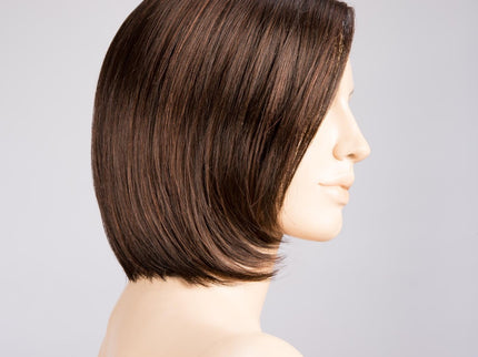 Peluca Elite Mono Part de Ellen Wille, color Darkchocolate Mix, vista lateral en maniquí