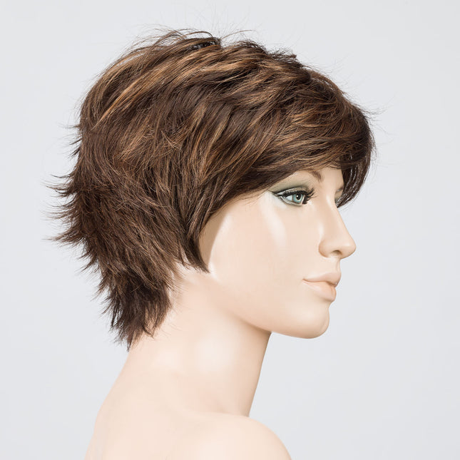 Peluca Flip Mono de Ellen Wille, color Chocolate Mix, vista lateral en maniquí