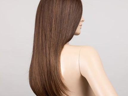 Peluca Mirage Deluxe de Ellen Wille, color Chocolate Rooted, vista posterior y lateral en maniquí