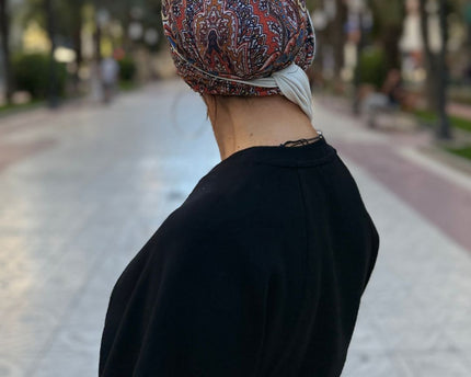 Pañuelo oncológico Zoe Bambú Cachemira Marfil Carla Bedia — fotografía 6