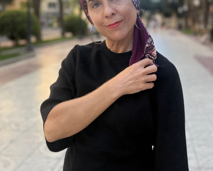 Pañuelo oncológico Zoe Bambú Étnico Burdeos Carla Bedia — fotografía 2