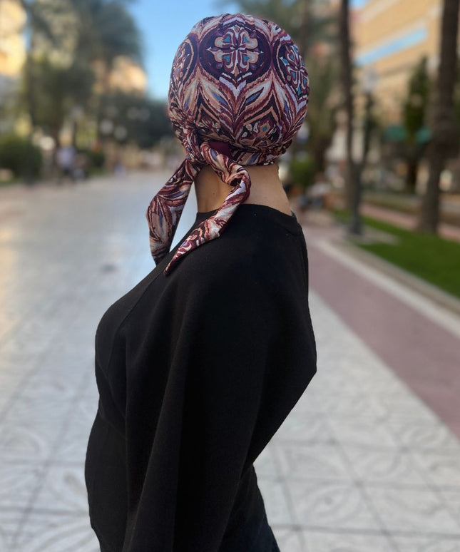 Pañuelo oncológico Zoe Bambú Étnico Burdeos Carla Bedia — fotografía 3