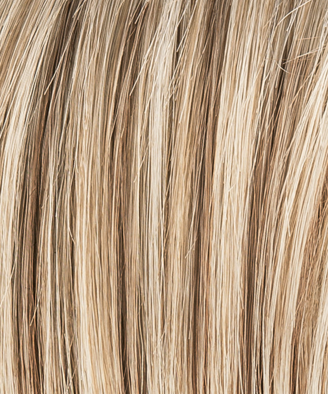 Muestra de color sandyblonde de Ellen Wille Perucci