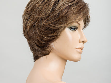 Peluca Satin Soft de Ellen Wille, color Chocolate Mix, vista en maniquí