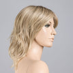 Sandyblonde Rooted