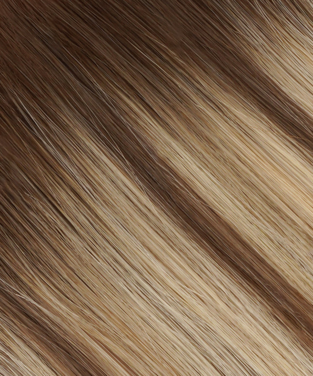 Vera, línea frontal de cabello natural: muestra del color R24AL