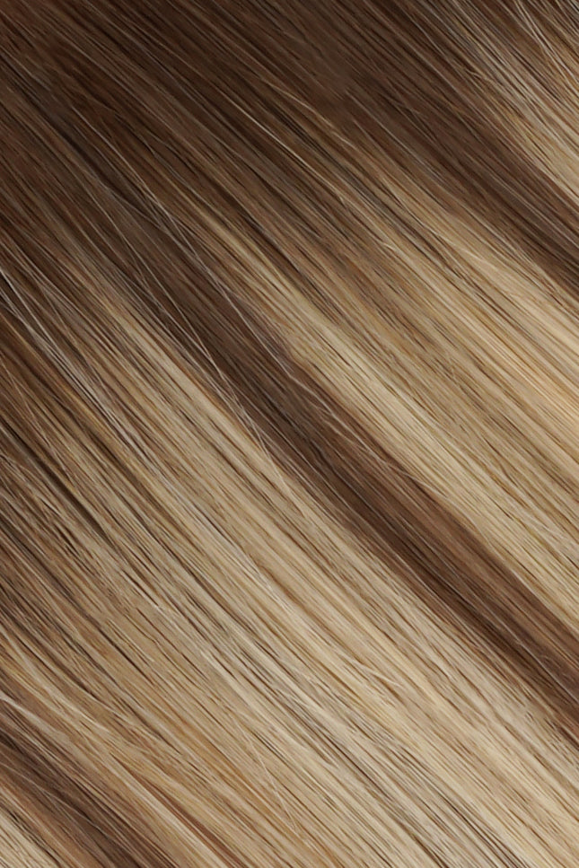Vera, línea frontal de cabello natural: muestra del color R24AL